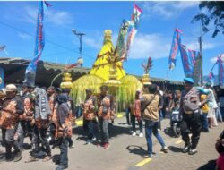 Tradisi Leluhur Labuh Laut Sembonyo Tetap Lestari Di Pantai Prigi Ribuan Warga Tumplek Blek Di TPI