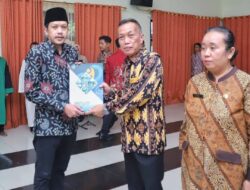 Ratna Widyawati Mantan Camat Pule Resmi Jabat Sekdin Perpustakaan Dan Kearsipan 