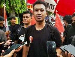 Puluhan Mahasiswa GMNI Trenggalek Kepung DPRD Kami Punya Cara Sendiri Jika Janji DPRD Hanya Angin Lalu