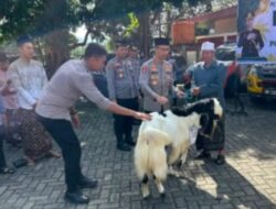 Kapolres Trenggalek: Iduladha Momentum Tebar Keikhlasan dan Pengorbanan